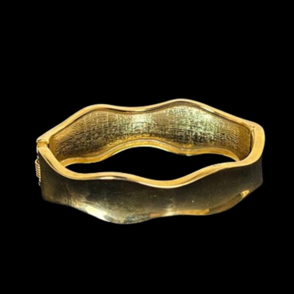 Vintage Clamp Bangle/Cuff Bracelet Gold Tone - Picture 5 of 11